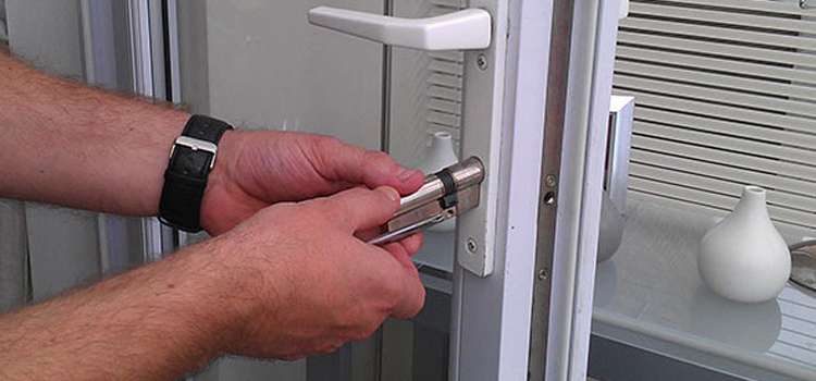 Commercial Door Lock Repair in Larkspur